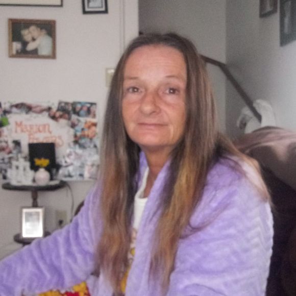 Meet your Posher, Brendalee - Picture 2 of 2